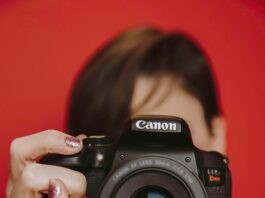 Top 10 Canon Cameras 2020: Best Professional DSLR Camera