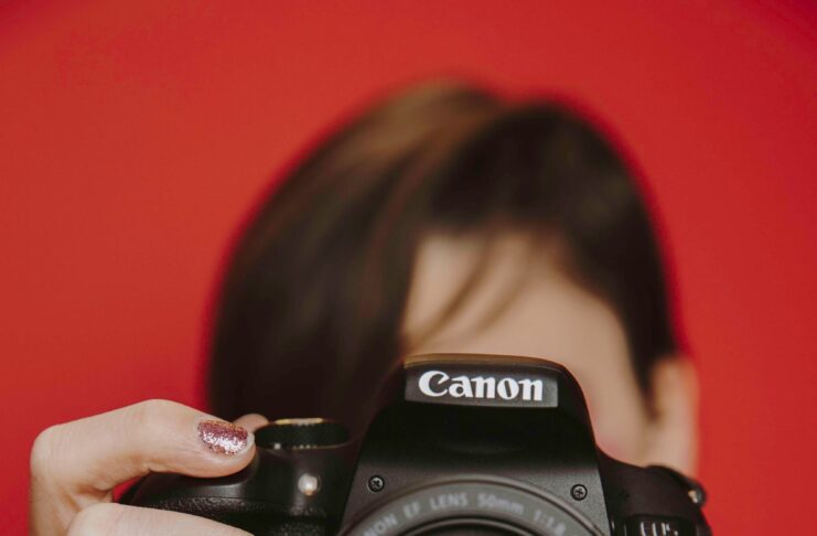 Top 10 Canon Cameras 2020: Best Professional DSLR Camera